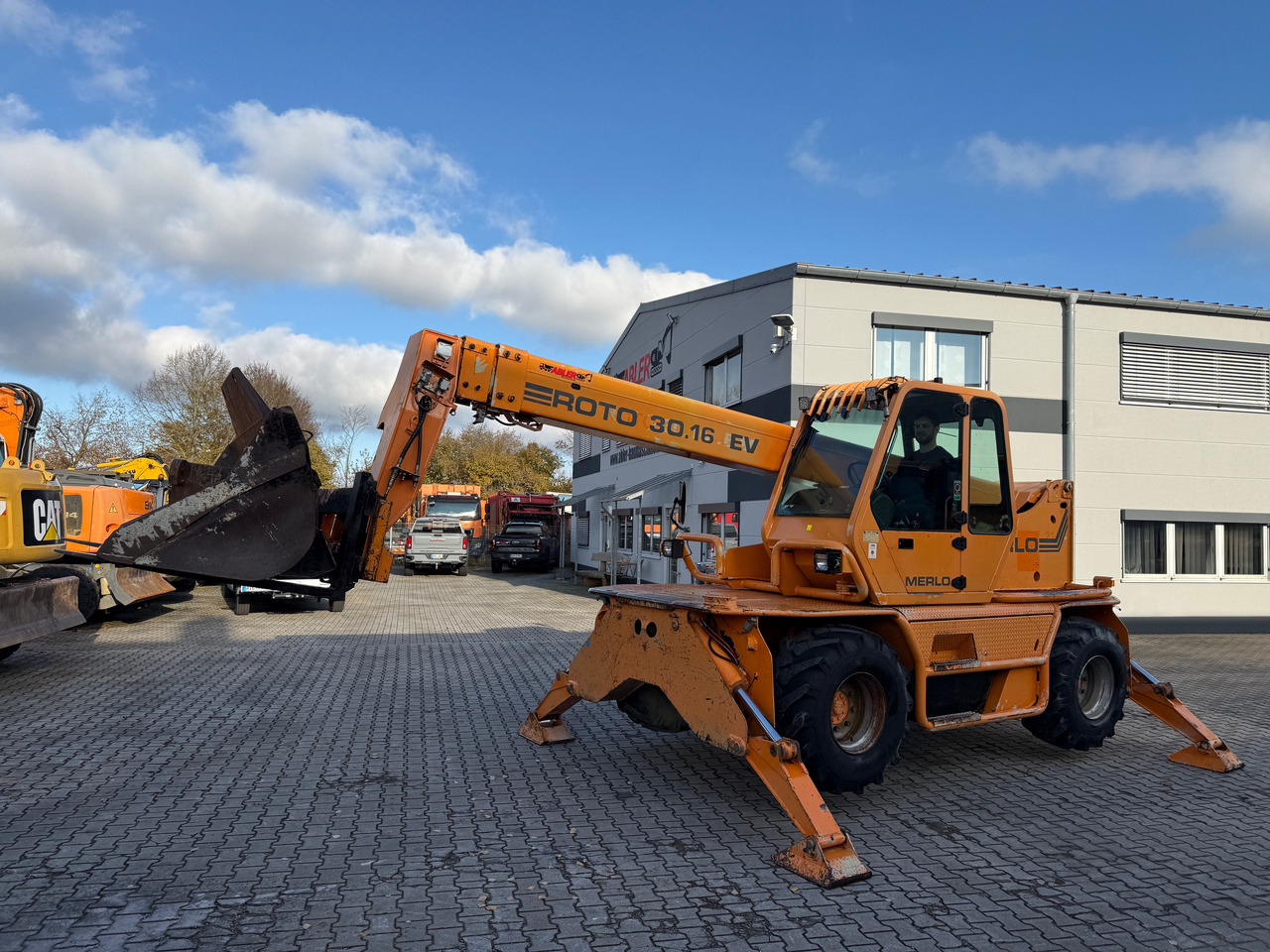 Merlo Roto 30.16 EV Teleskoplader 16m Arbeitskorb - Cargadora de ruedas: foto 2 Merlo Roto 30.16 EV Teleskoplader 16m Arbeitskorb - Cargadora de ruedas: foto 2