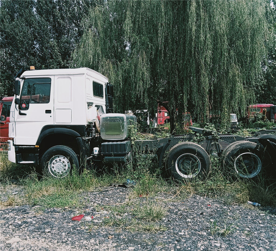 Howo 420hp 6x4 - Cabeza tractora: foto 2 Howo 420hp 6x4 - Cabeza tractora: foto 2