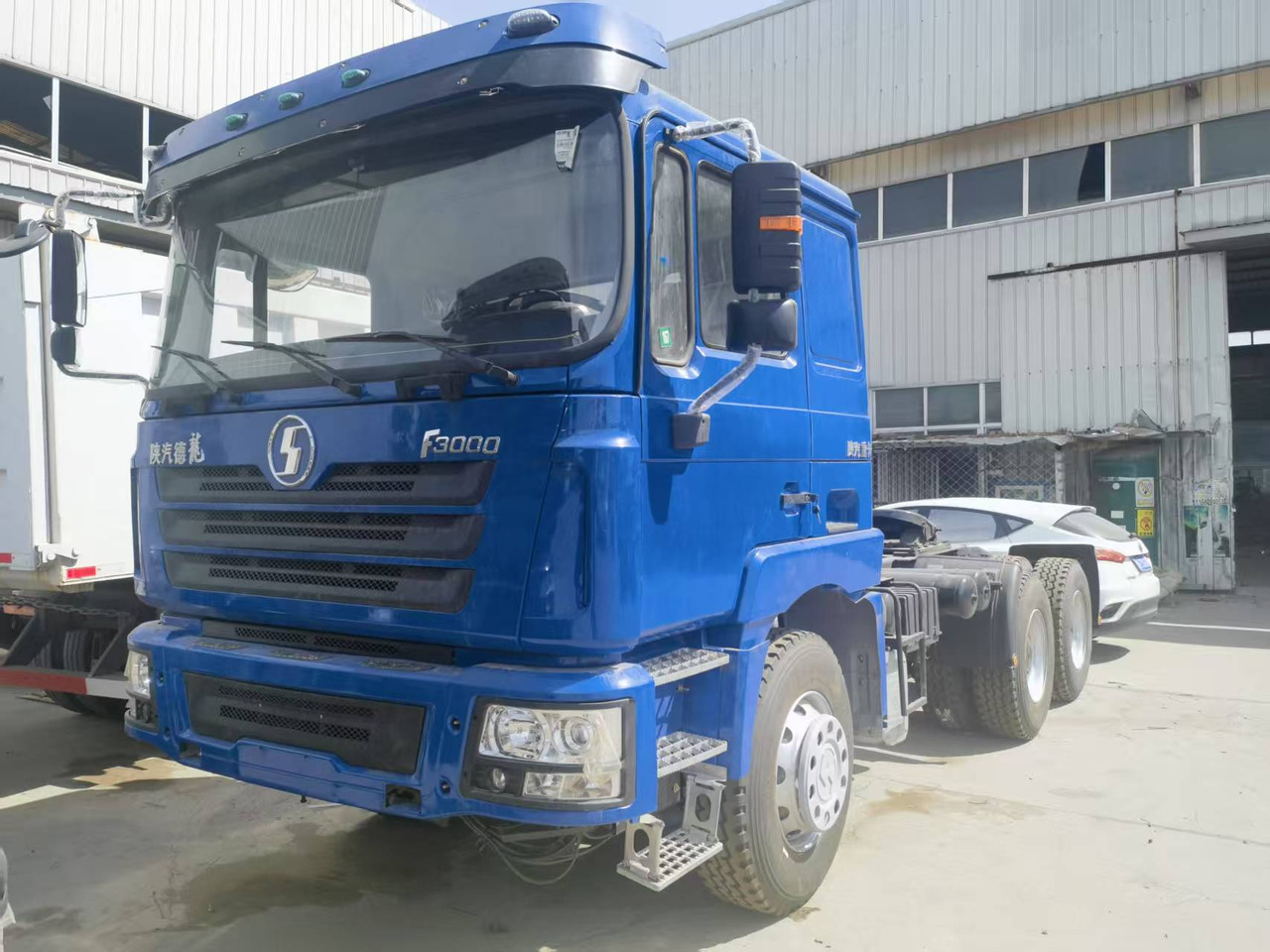 Shacman F3000 6*4 tractor - Cabeza tractora: foto 3 Shacman F3000 6*4 tractor - Cabeza tractora: foto 3
