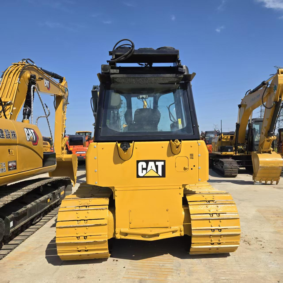 Caterpillar D5K - Excavadora de cadenas: foto 4 Caterpillar D5K - Excavadora de cadenas: foto 4