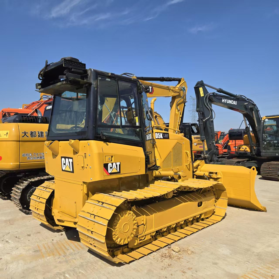 Caterpillar D5K - Excavadora de cadenas: foto 3 Caterpillar D5K - Excavadora de cadenas: foto 3