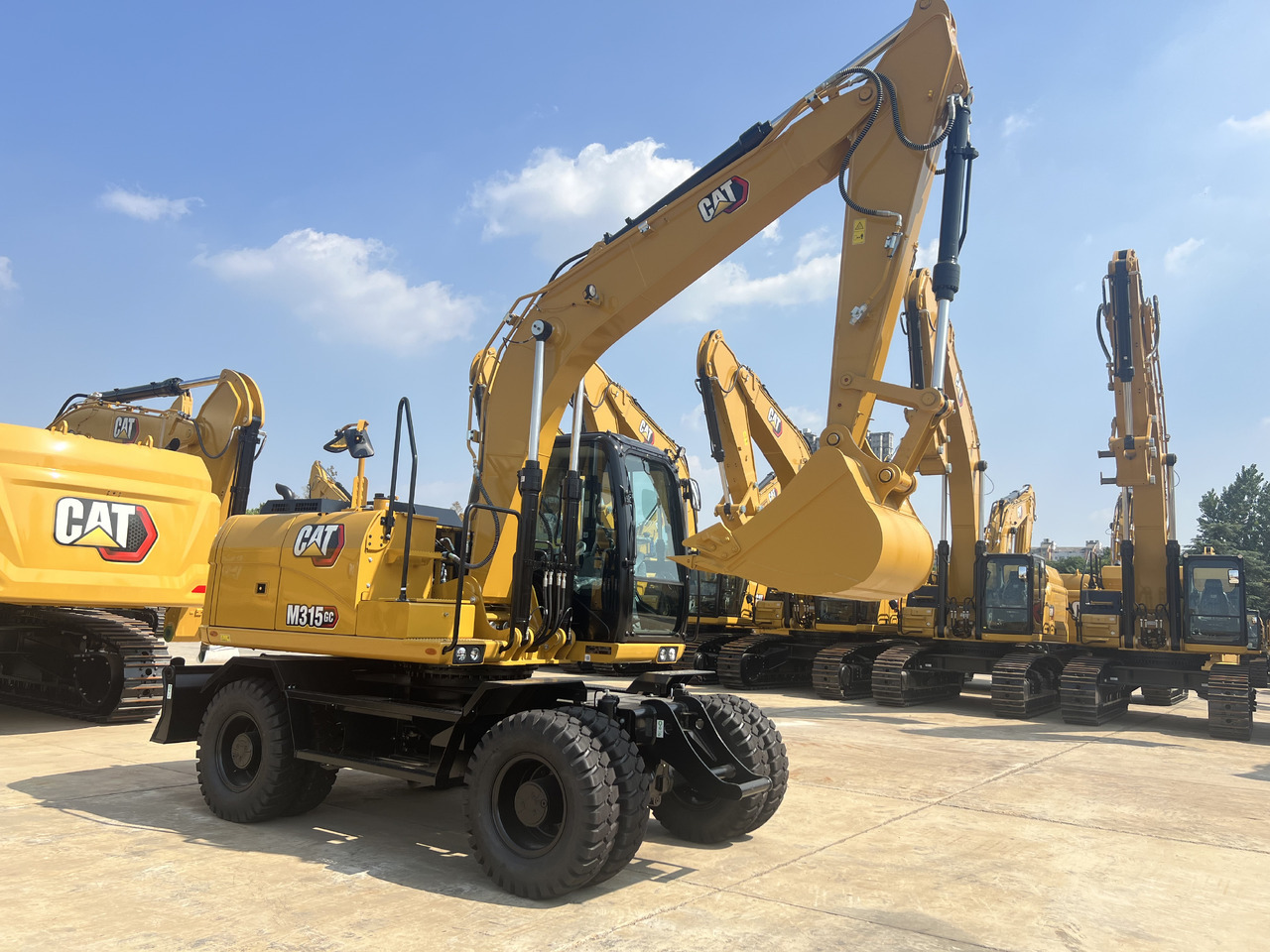 Excavadora de ruedas Caterpillar M315GC: foto 8