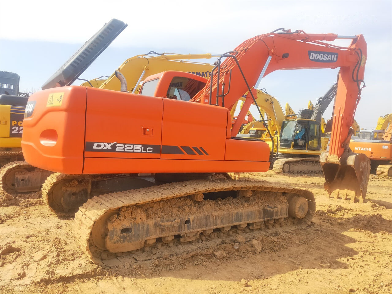 Doosan DX225LC - Excavadora de cadenas: foto 3 Doosan DX225LC - Excavadora de cadenas: foto 3