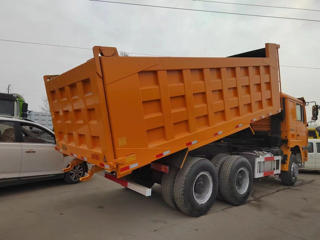 F3000 - Camión volquete: foto 4 F3000 - Camión volquete: foto 4