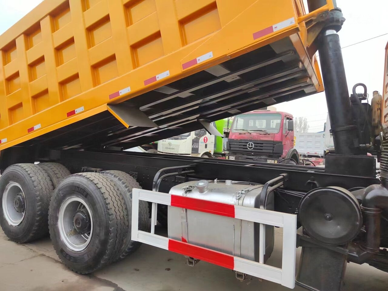 F3000 - Camión volquete: foto 5 F3000 - Camión volquete: foto 5