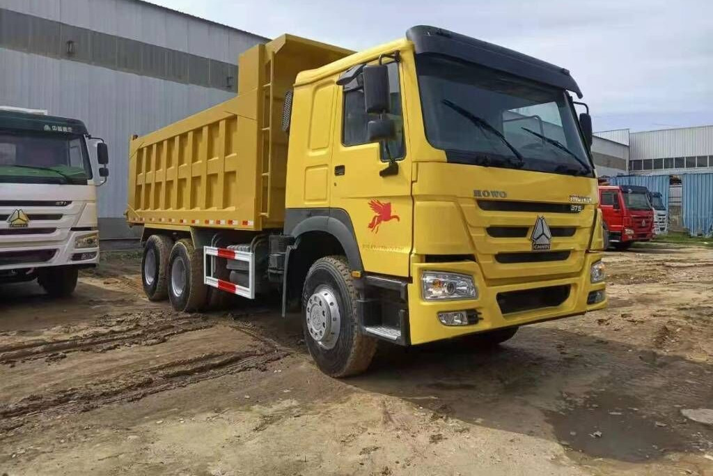 Howo 375 6x4 Tipper Lorry - Camión volquete: foto 1 Howo 375 6x4 Tipper Lorry - Camión volquete: foto 1
