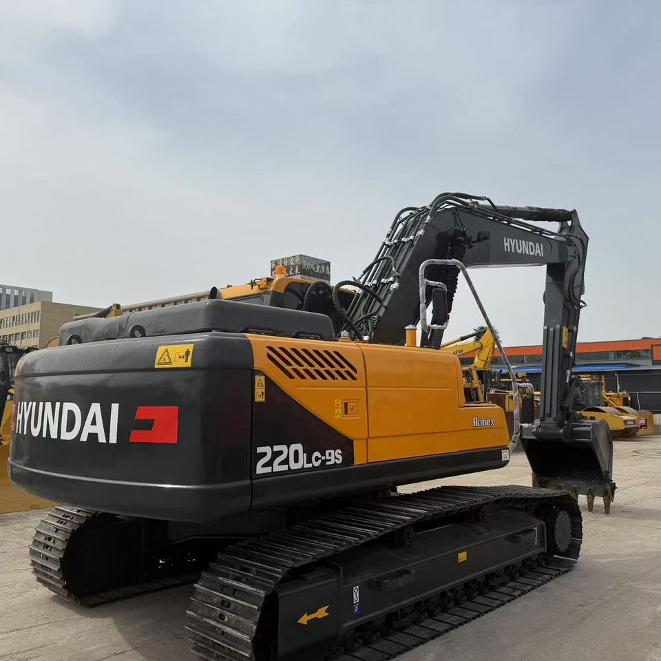 Hyundai 220LC-9S - Excavadora de cadenas: foto 4 Hyundai 220LC-9S - Excavadora de cadenas: foto 4