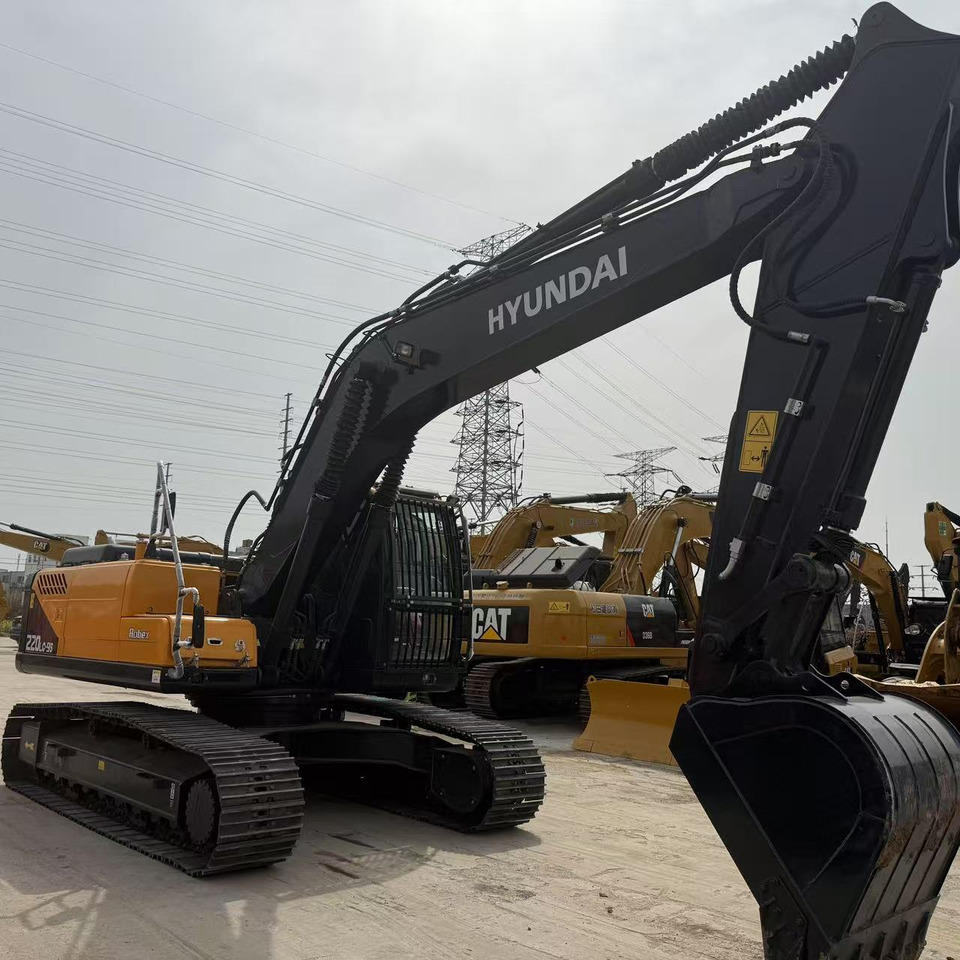 Hyundai 220LC-9S - Excavadora de cadenas: foto 2 Hyundai 220LC-9S - Excavadora de cadenas: foto 2