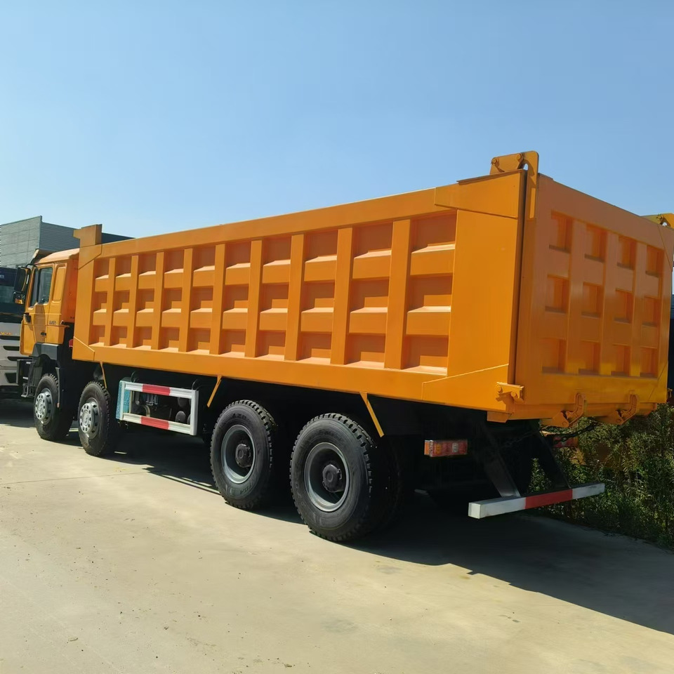 SHACMAN F3000 8*4 Dump truck - Camión volquete: foto 3 SHACMAN F3000 8*4 Dump truck - Camión volquete: foto 3