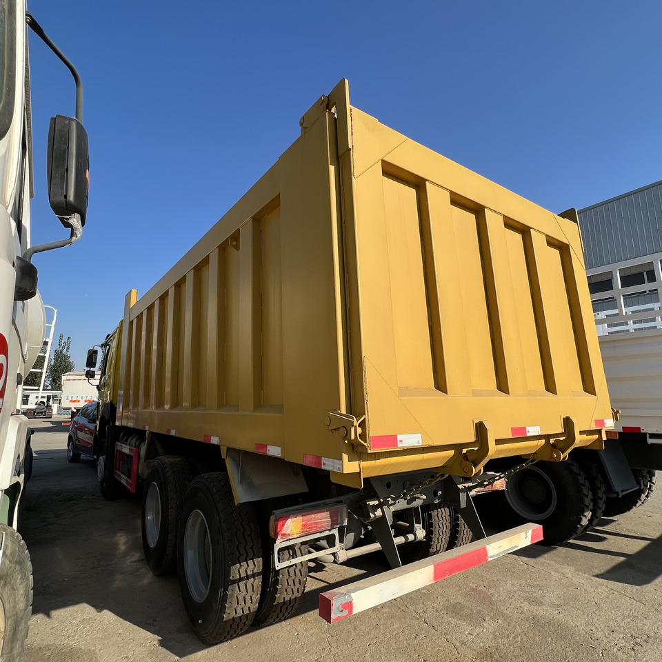 Sinotruk HOWO 371 6*4 Dump truck - Camión volquete: foto 5 Sinotruk HOWO 371 6*4 Dump truck - Camión volquete: foto 5