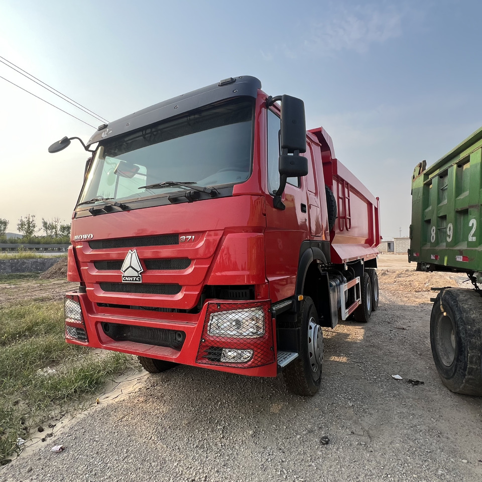 Sinotruk HOWO 371 6*4 Dump truck - Camión volquete: foto 1 Sinotruk HOWO 371 6*4 Dump truck - Camión volquete: foto 1