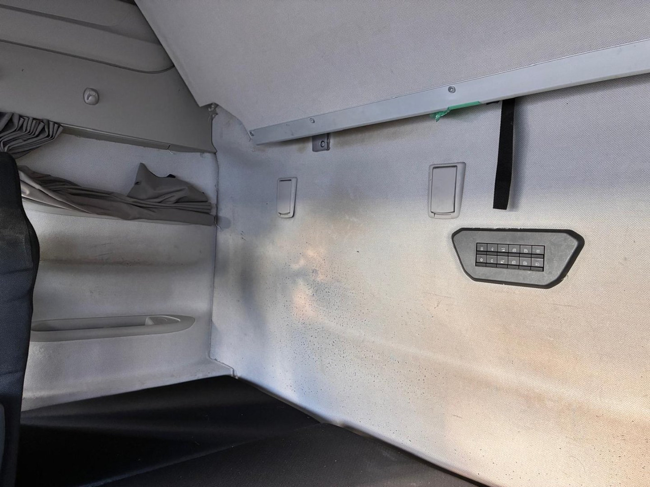 Cabeza tractora Cabeza Tractora IVECO 460 AUTOMATICO  INTARDER ADR: foto 14