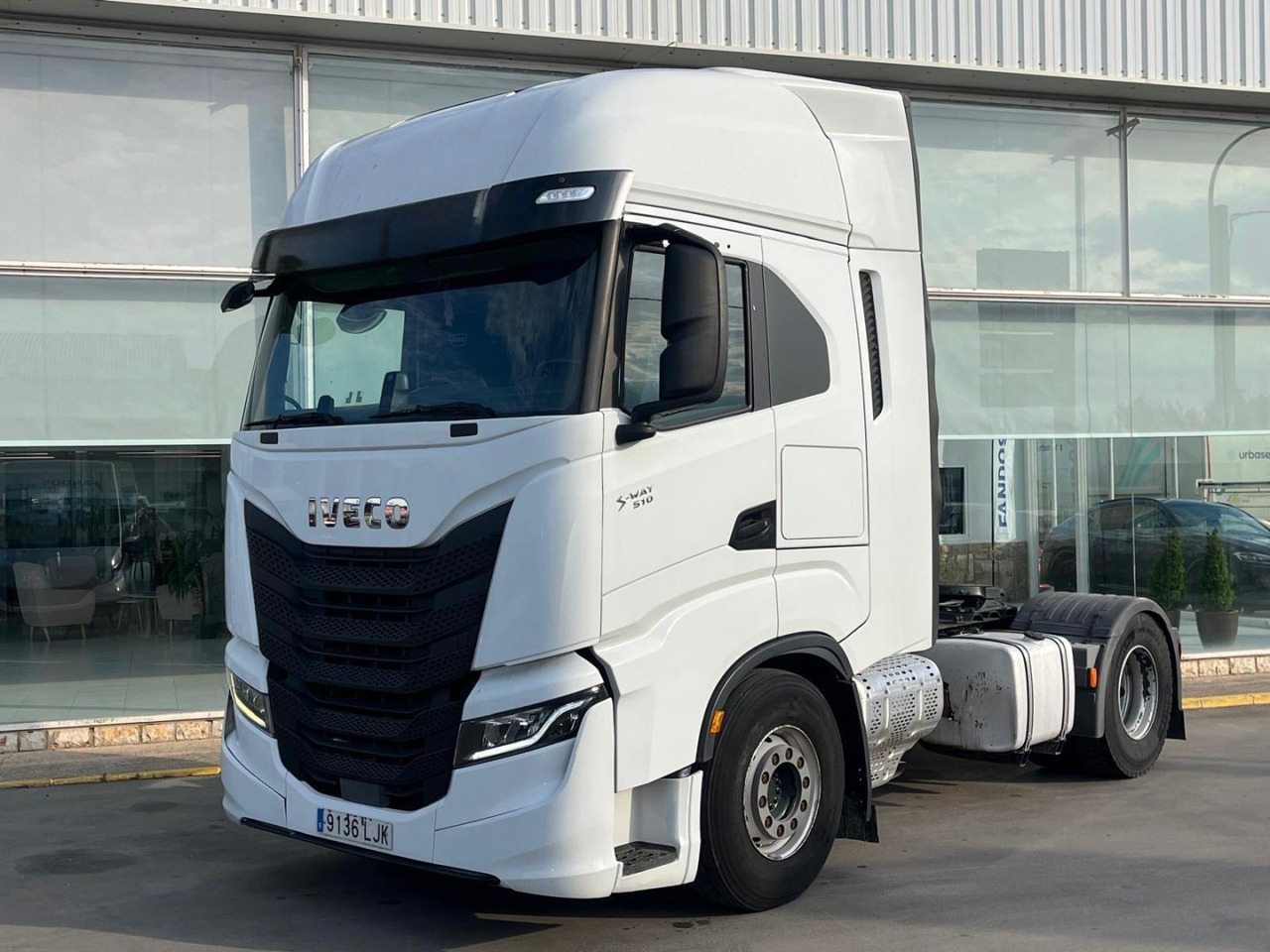 Cabeza Tractora IVECO 510 AUTOMATICO INTARDER - Cabeza tractora: foto 1 Cabeza Tractora IVECO 510 AUTOMATICO INTARDER - Cabeza tractora: foto 1