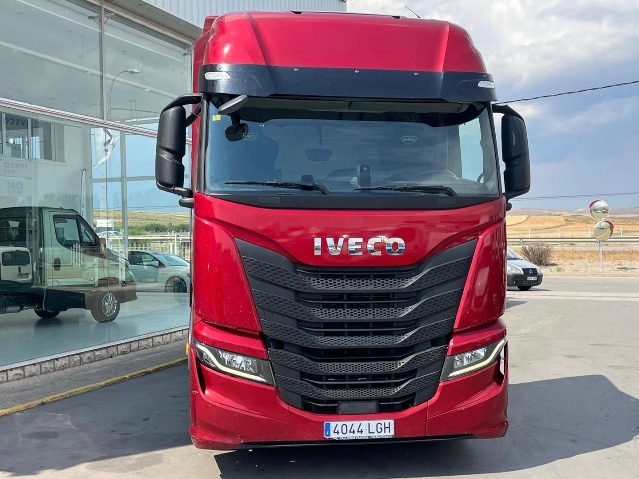 Cabeza Tractora IVECO 510 AUTOMATICO INTARDER - Cabeza tractora: foto 2 Cabeza Tractora IVECO 510 AUTOMATICO INTARDER - Cabeza tractora: foto 2
