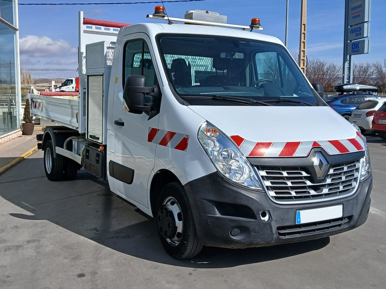 Volquete/Dumper Renault MASTER R3500 L3 2.3 - Furgoneta basculante: foto 2 Volquete/Dumper Renault MASTER R3500 L3 2.3 - Furgoneta basculante: foto 2