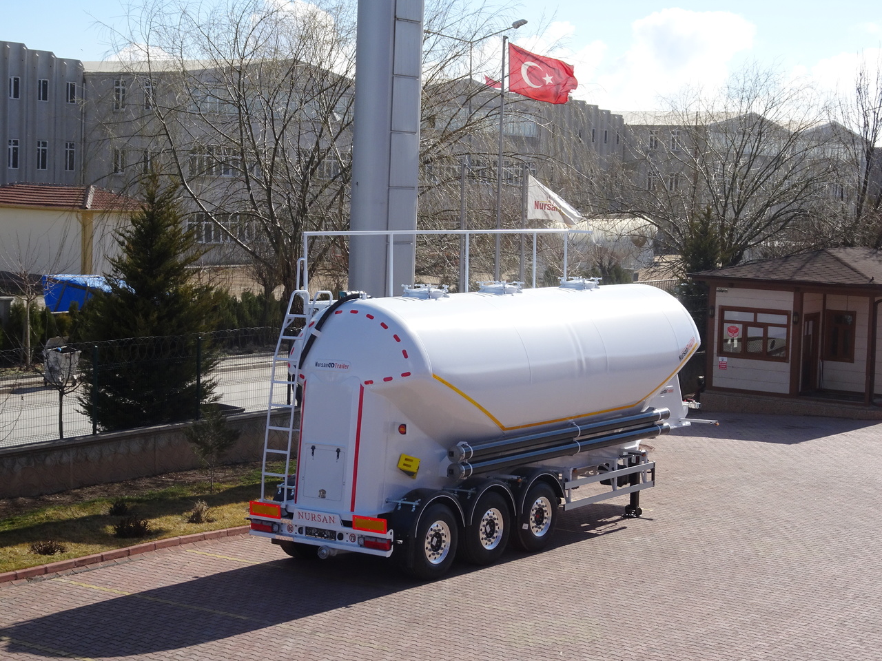 NURSAN Aluminium W Type Silo - Semirremolque silo: foto 3 NURSAN Aluminium W Type Silo - Semirremolque silo: foto 3