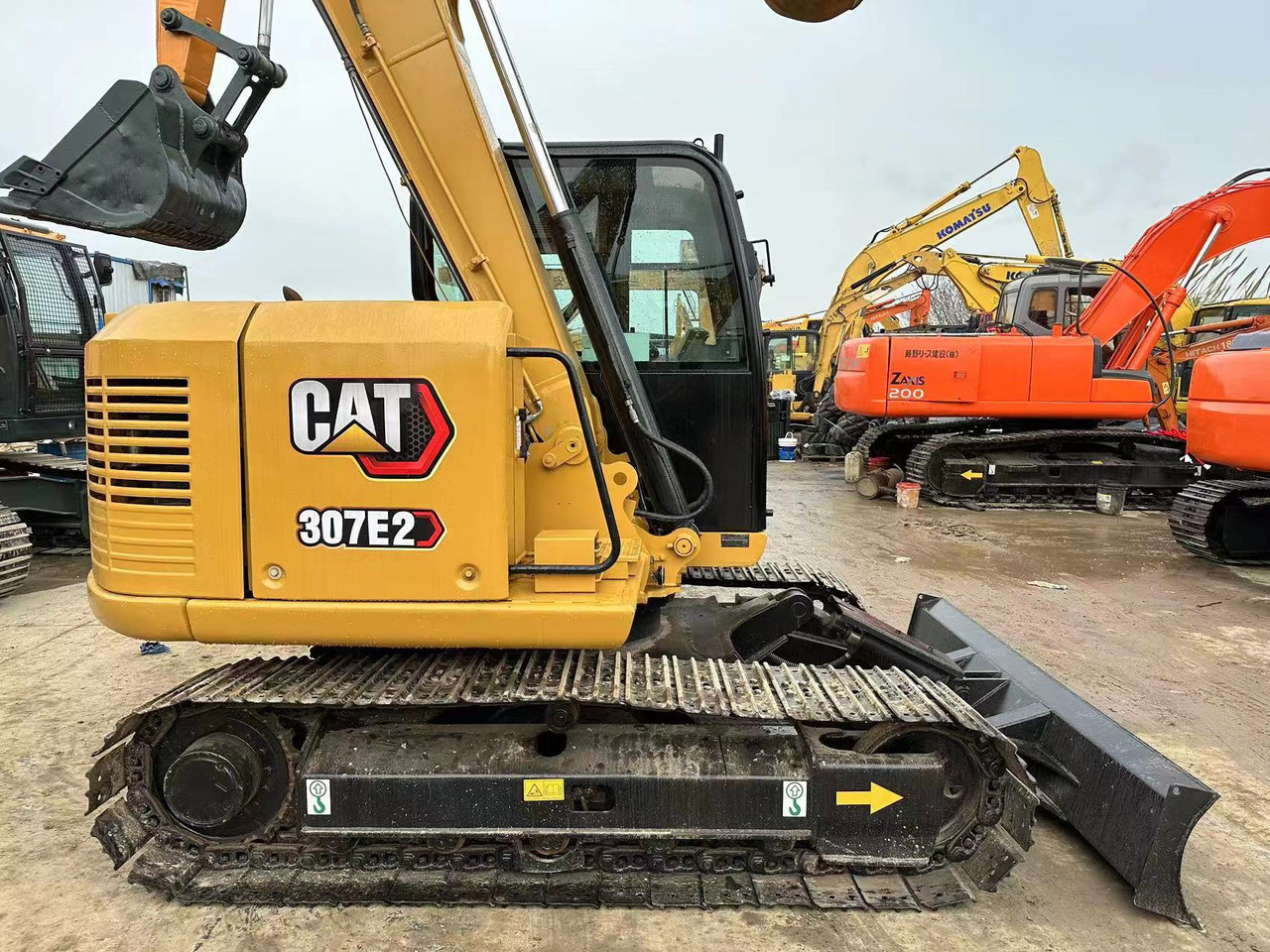 Miniexcavadora CAT 307E2: foto 1