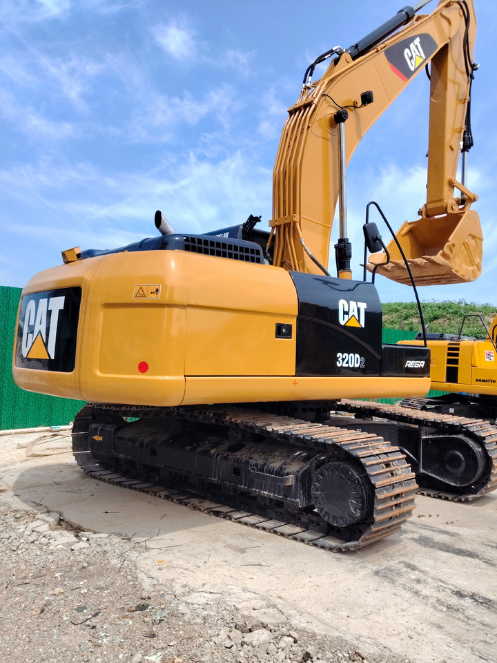 CATERPILLAR 320 D2 L WITH C7.1 ENGINE CAT 320D 2 L - Excavadora de cadenas: foto 3 CATERPILLAR 320 D2 L WITH C7.1 ENGINE CAT 320D 2 L - Excavadora de cadenas: foto 3