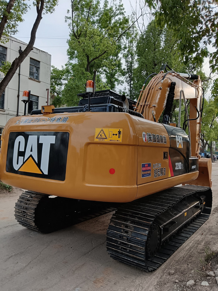 CATERPILLAR 320D 2 L CAT 320 GC - Excavadora de cadenas: foto 4 CATERPILLAR 320D 2 L CAT 320 GC - Excavadora de cadenas: foto 4