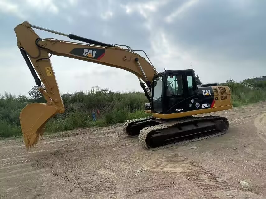 CATERPILLAR 320D2 L CAT - Excavadora de cadenas: foto 5 CATERPILLAR 320D2 L CAT - Excavadora de cadenas: foto 5