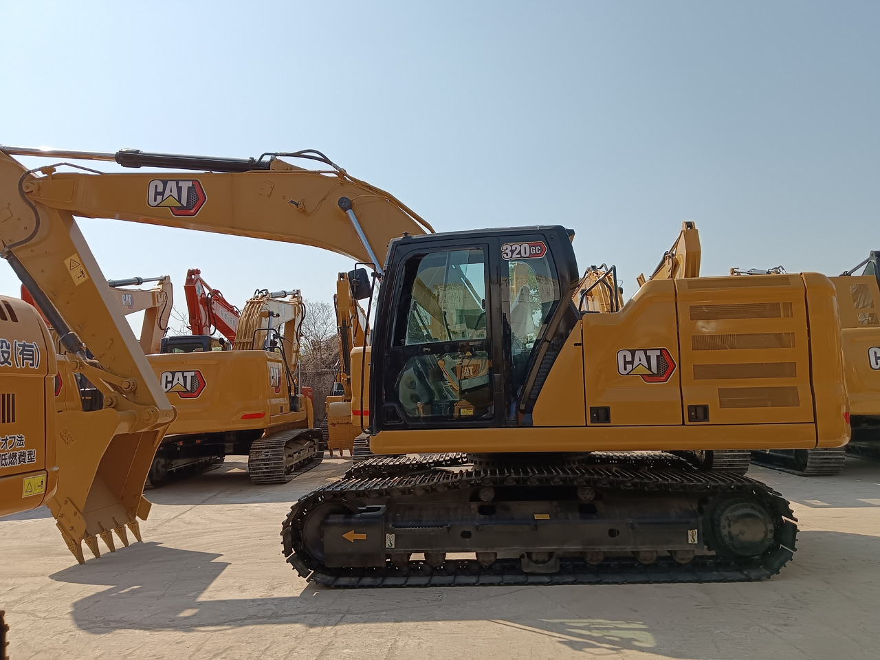 CATERPILLAR 320GC CAT - Excavadora de cadenas: foto 4 CATERPILLAR 320GC CAT - Excavadora de cadenas: foto 4