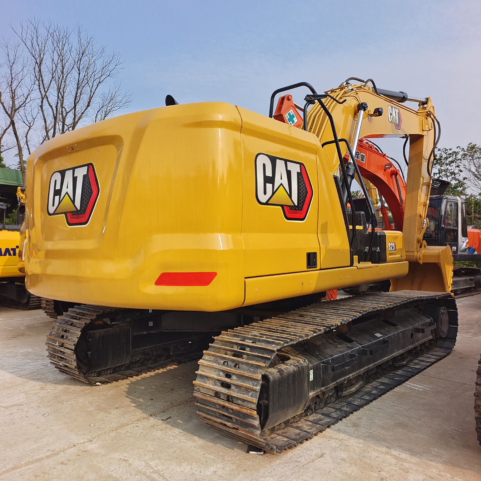 CATERPILLAR 323 CAT - Excavadora de cadenas: foto 4 CATERPILLAR 323 CAT - Excavadora de cadenas: foto 4
