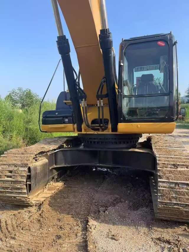 CATERPILLAR 336D2 L CAT - Excavadora de cadenas: foto 2 CATERPILLAR 336D2 L CAT - Excavadora de cadenas: foto 2