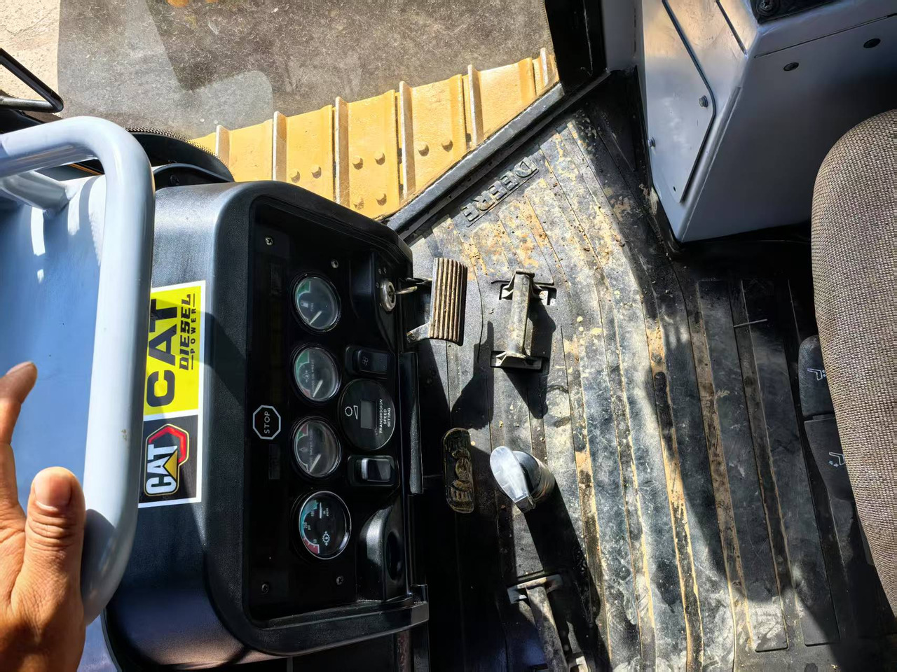 CATERPILLAR D5K LGP CAT D6G D7G D8T D8R - Excavadora de cadenas: foto 3 CATERPILLAR D5K LGP CAT D6G D7G D8T D8R - Excavadora de cadenas: foto 3