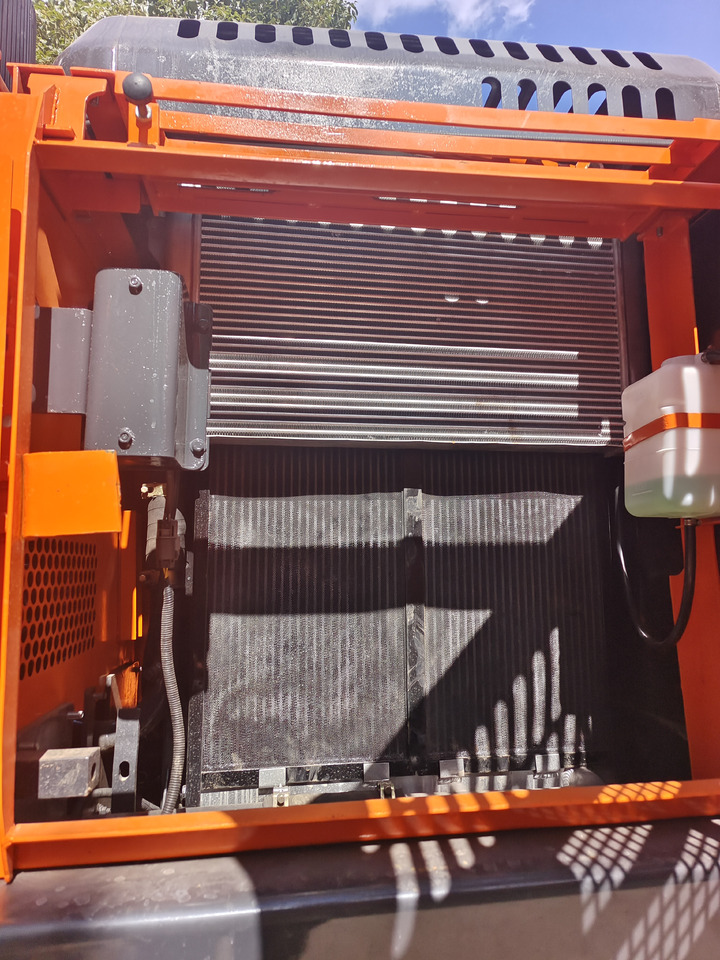 DOOSAN DX225LCA - Excavadora de cadenas: foto 3 DOOSAN DX225LCA - Excavadora de cadenas: foto 3