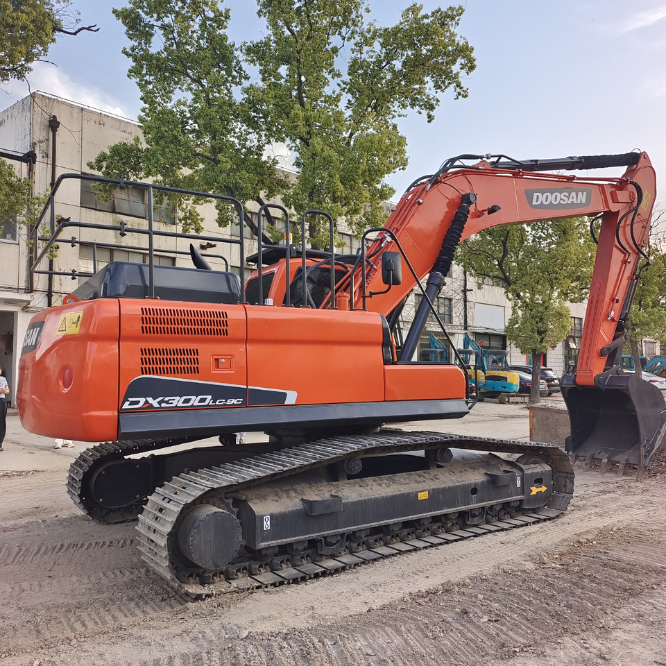DOOSAN DX300LC-9C DX300LCA - Excavadora de cadenas: foto 1 DOOSAN DX300LC-9C DX300LCA - Excavadora de cadenas: foto 1