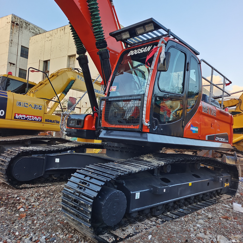 DOOSAN DX300LC-9C DX300LCA - Excavadora de cadenas: foto 2 DOOSAN DX300LC-9C DX300LCA - Excavadora de cadenas: foto 2