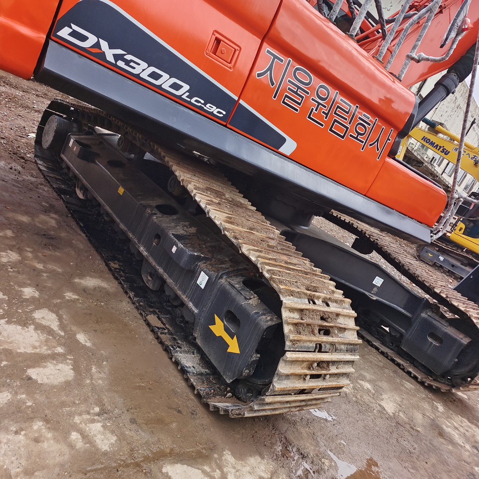 DOOSAN DX300LCA DX300LC-9C - Excavadora de cadenas: foto 3 DOOSAN DX300LCA DX300LC-9C - Excavadora de cadenas: foto 3