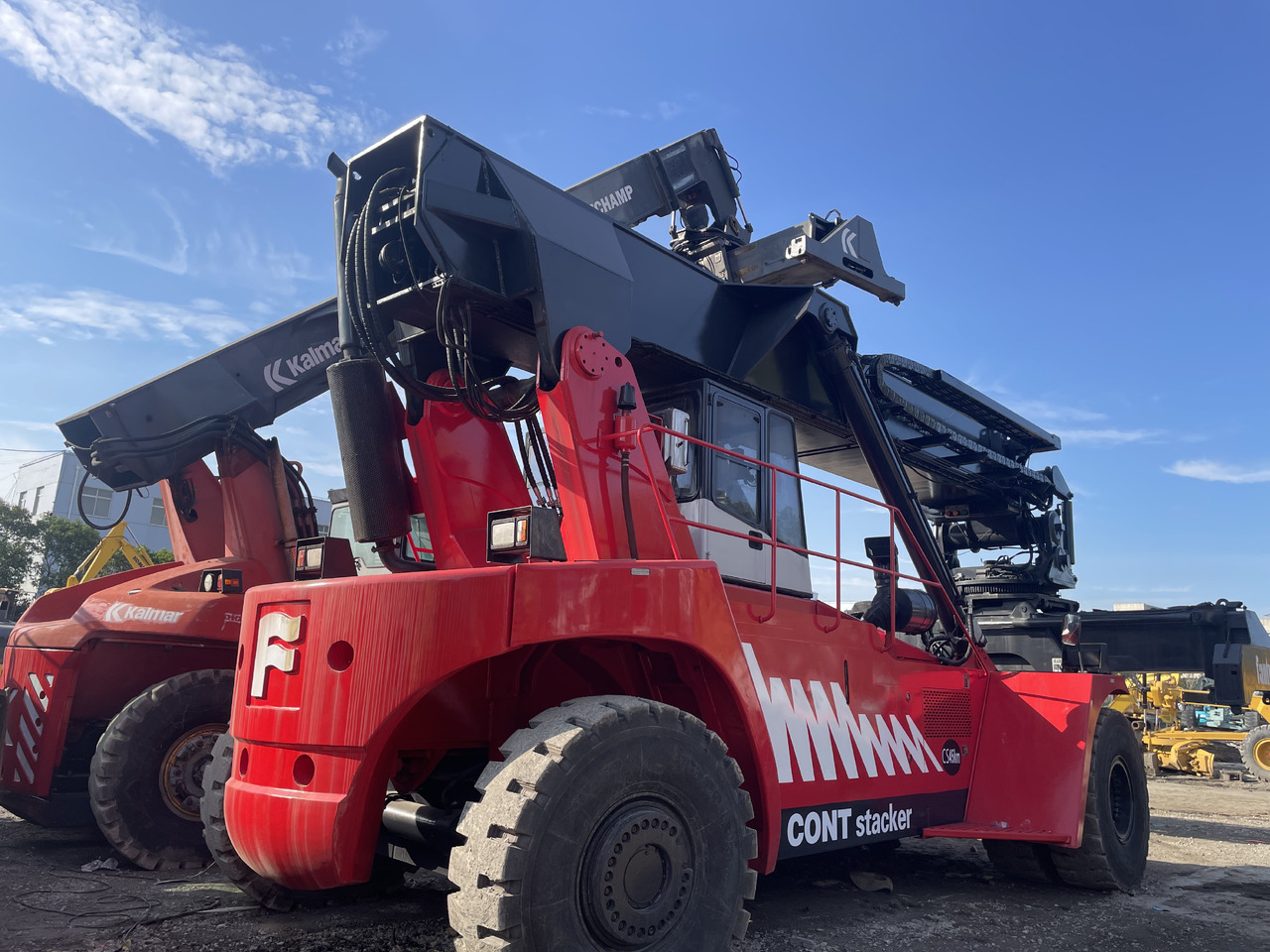 Reach stacker FANTUZZI CS45KMHD 45 TON: foto 12 Reach stacker FANTUZZI CS45KMHD 45 TON: foto 12