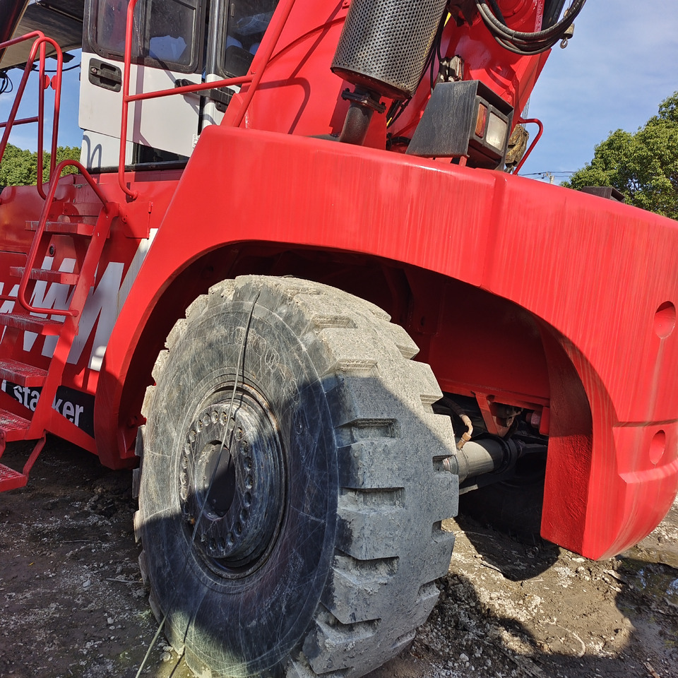 Reach stacker FANTUZZI CS45KMHD 45 TON: foto 6