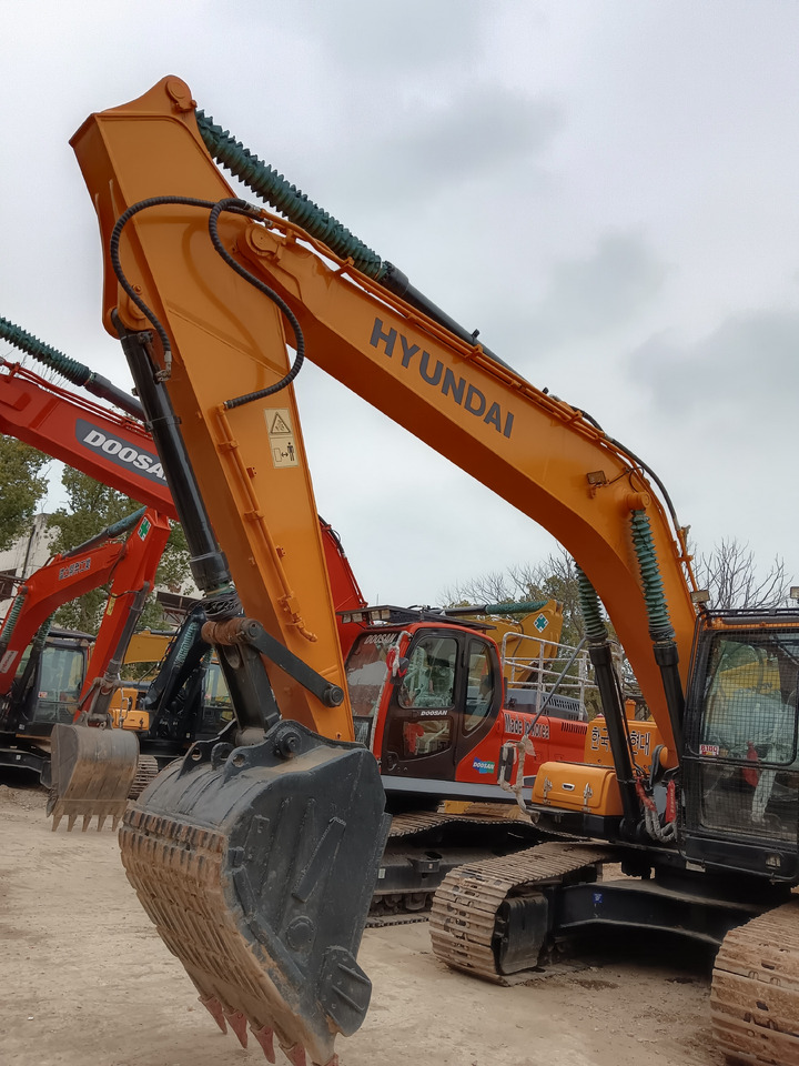 HYUNDAI 220LC-9 S 220 LC - 9 T - Excavadora de cadenas: foto 3 HYUNDAI 220LC-9 S 220 LC - 9 T - Excavadora de cadenas: foto 3