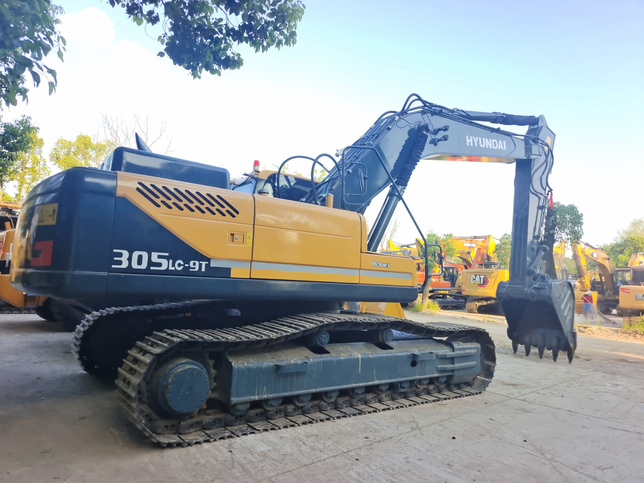 Excavadora de cadenas HYUNDAI 305LC-9T 305LC - 9T 330LC-9S: foto 6