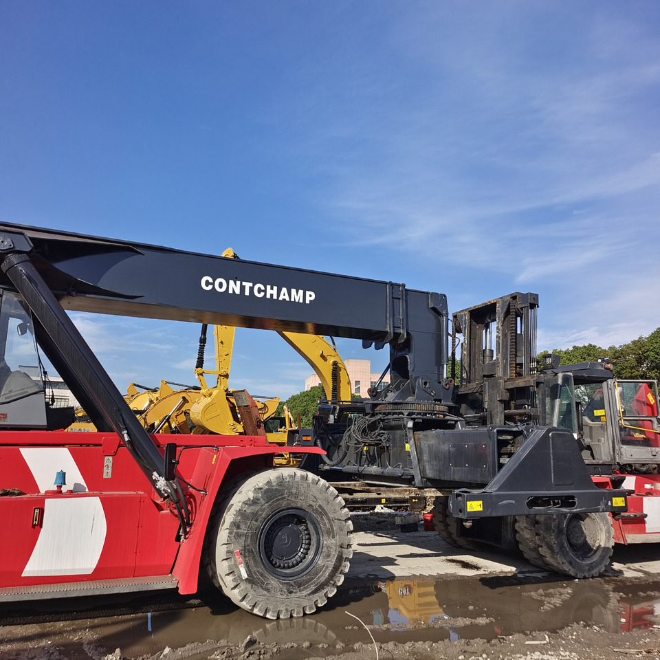 KALMAR DRT450 DRT DRD DRU 450 45 TON - Reach stacker: foto 3 KALMAR DRT450 DRT DRD DRU 450 45 TON - Reach stacker: foto 3