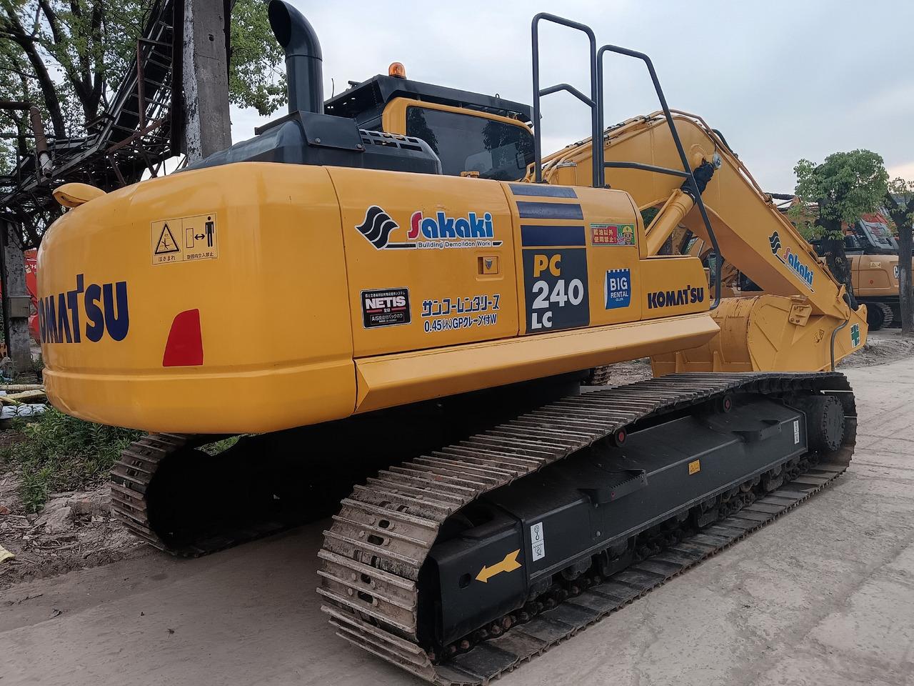 Excavadora de cadenas KOMATSU PC240LC-8 PC 240: foto 1