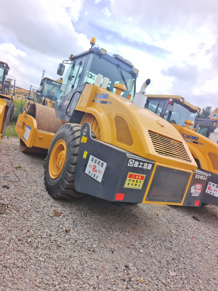 XCMG XS 183J XS183J 203J 223J 263J 143J - Apisonadora de asfalto: foto 2 XCMG XS 183J XS183J 203J 223J 263J 143J - Apisonadora de asfalto: foto 2
