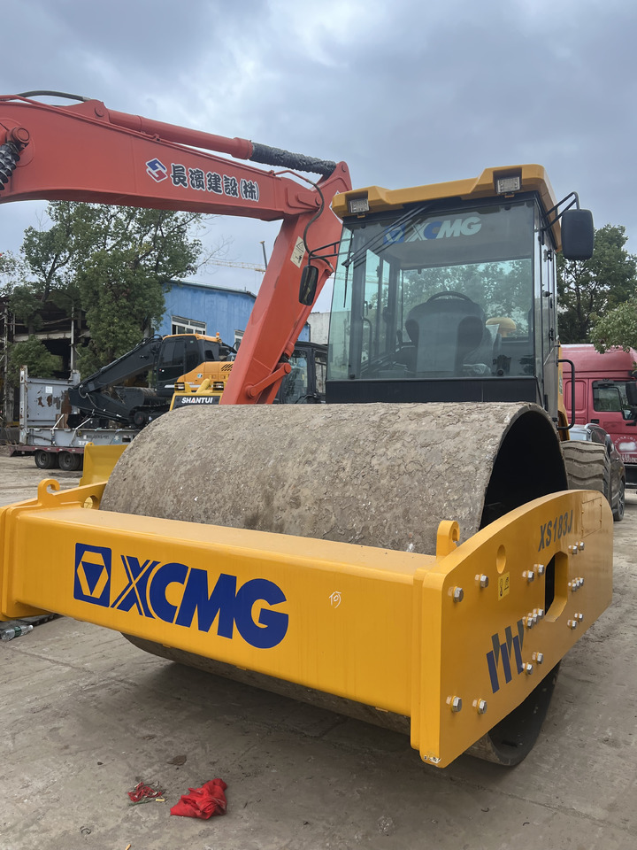 XCMG XS183J - Apisonadora de asfalto: foto 1 XCMG XS183J - Apisonadora de asfalto: foto 1