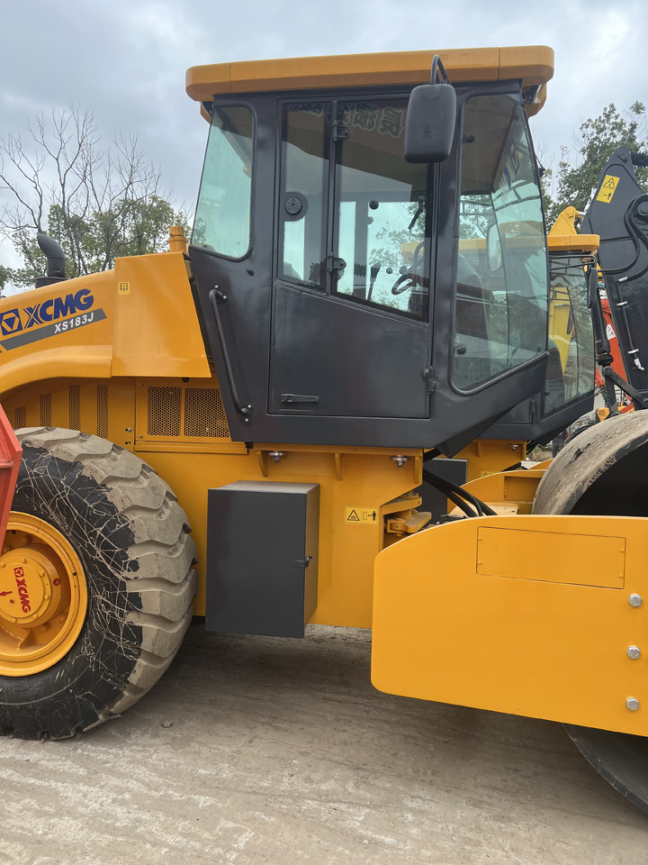 XCMG XS183J - Apisonadora de asfalto: foto 5 XCMG XS183J - Apisonadora de asfalto: foto 5