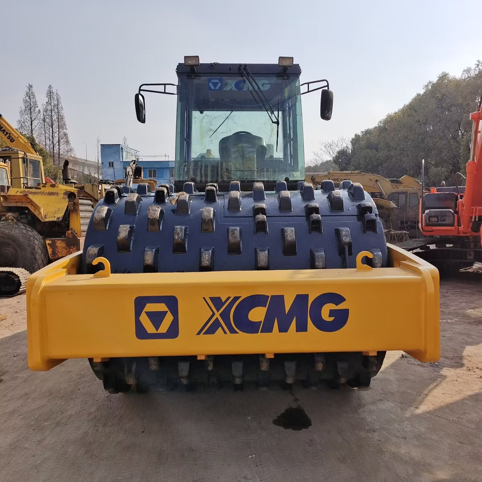 XCMG xs 223j XS223J Goat Horn Vibratory Roller Compactor - Apisonadora de asfalto: foto 1 XCMG xs 223j XS223J Goat Horn Vibratory Roller Compactor - Apisonadora de asfalto: foto 1
