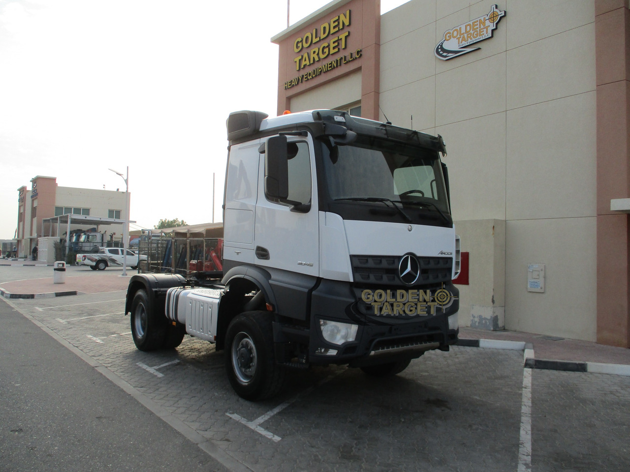 Mercedes-Benz Actros 2045 4x4 Head Truck - Cabeza tractora: foto 1 Mercedes-Benz Actros 2045 4x4 Head Truck - Cabeza tractora: foto 1