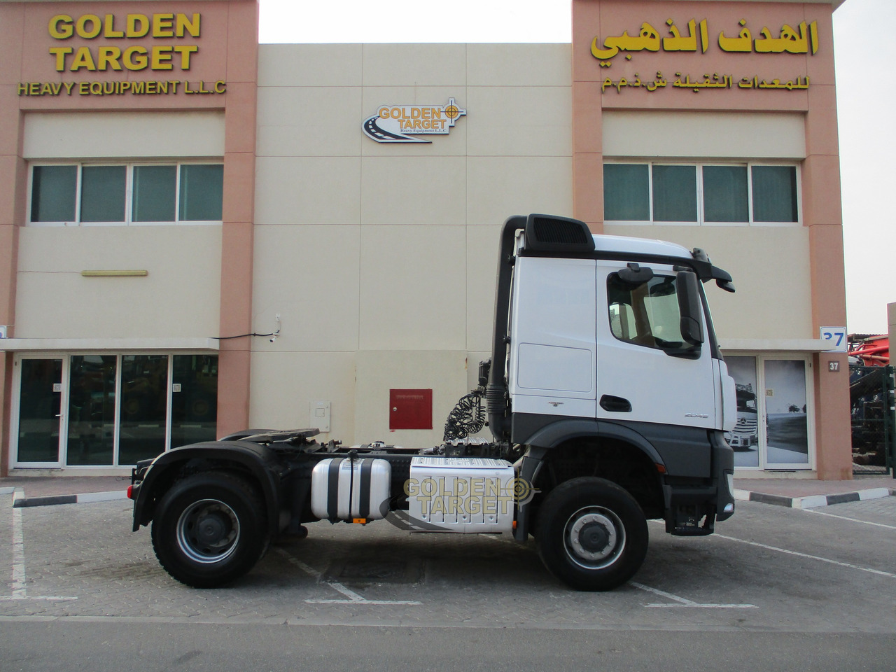 Mercedes-Benz Actros 2045 4x4 Head Truck - Cabeza tractora: foto 5 Mercedes-Benz Actros 2045 4x4 Head Truck - Cabeza tractora: foto 5