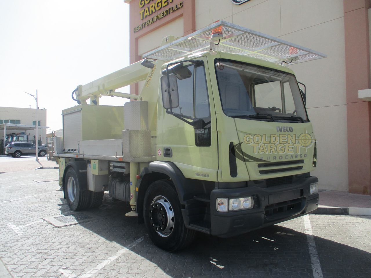 Iveco EURO CARGO 180E28 4x2 PALFINGER P180 Manlift - Camión con plataforma elevadora: foto 1 Iveco EURO CARGO 180E28 4x2 PALFINGER P180 Manlift - Camión con plataforma elevadora: foto 1