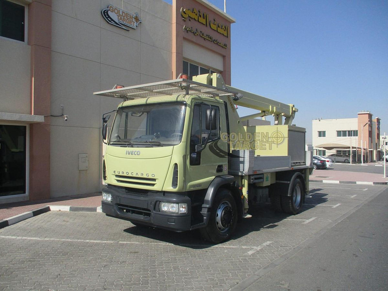 Iveco Euro Cargo 180E28 - Plataforma elevadora: foto 1 Iveco Euro Cargo 180E28 - Plataforma elevadora: foto 1