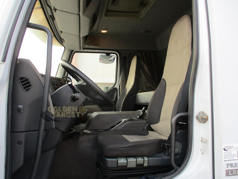 Autogrúa Renault KERAX 380: foto 16 Autogrúa Renault KERAX 380: foto 16