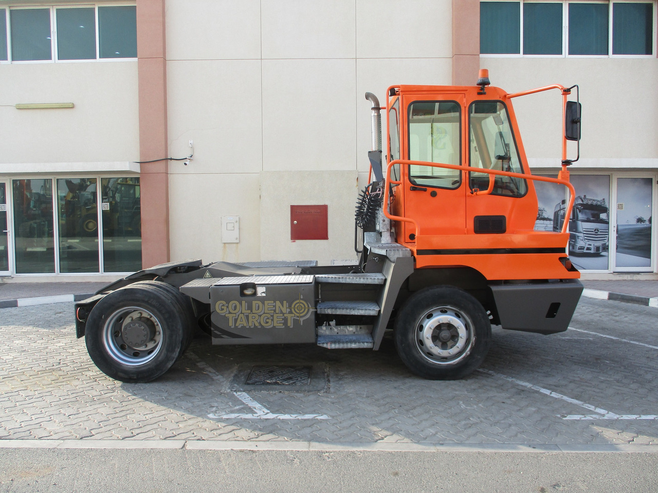Terberg YT222 4x2 Terminal Truck - Tractor industrial: foto 5 Terberg YT222 4x2 Terminal Truck - Tractor industrial: foto 5