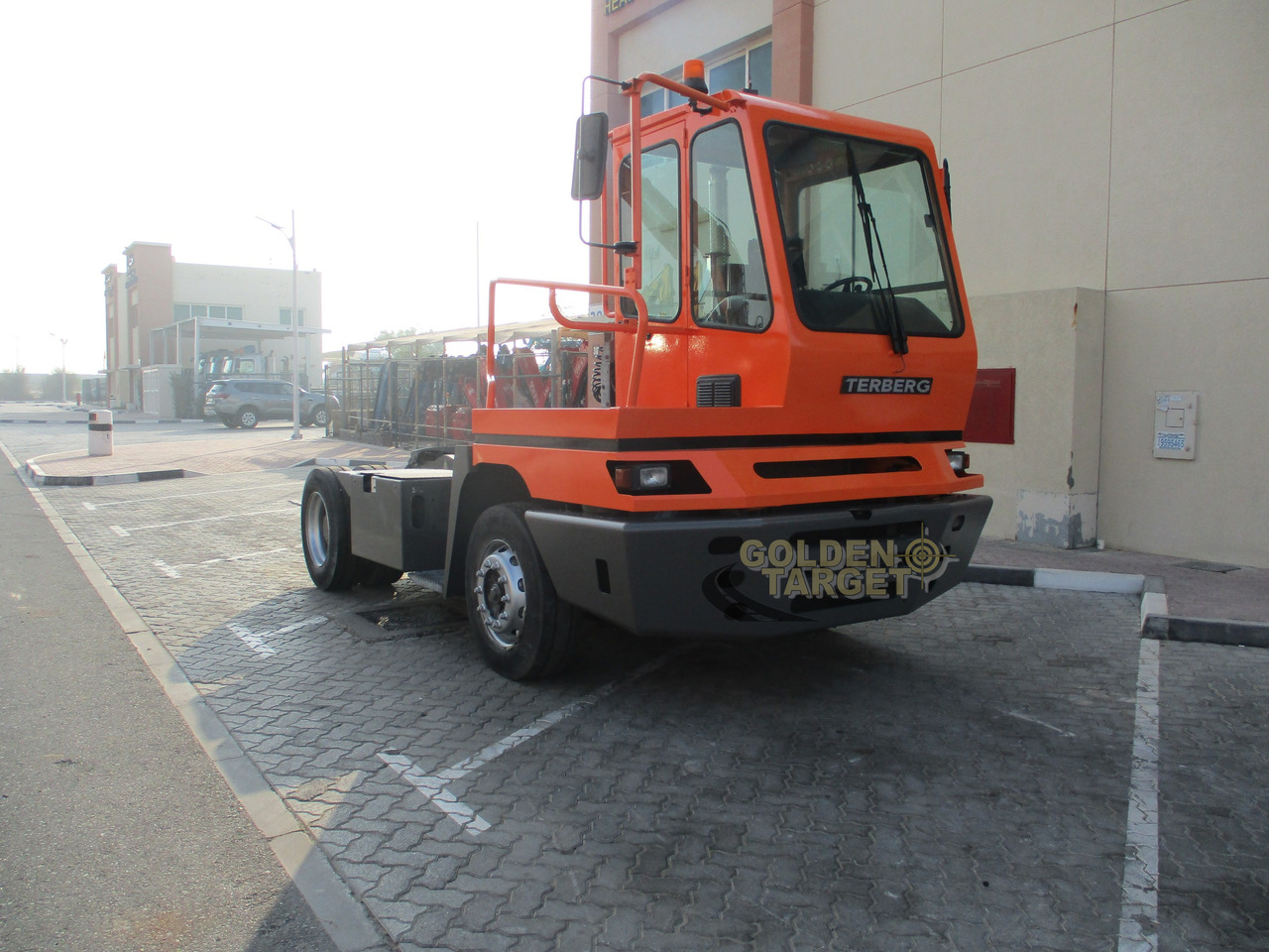 Terberg YT222 4x2 Terminal Truck - Tractor industrial: foto 1 Terberg YT222 4x2 Terminal Truck - Tractor industrial: foto 1