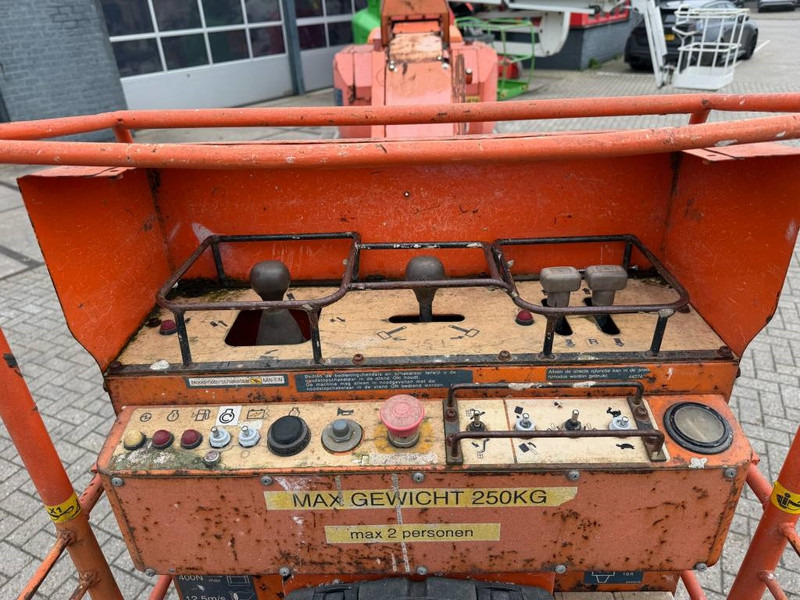 Plataforma telescopica Hitachi HX 140 B-2: foto 8